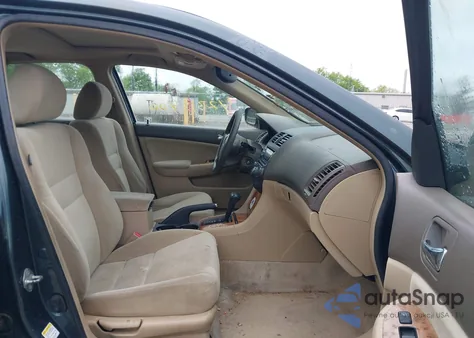 2004 Honda Accord 2.4 Ex z USA, uszkodzony, nr VIN 1HGCM56674A064712